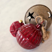 12 CM RIBBED BURGUNDY BELL