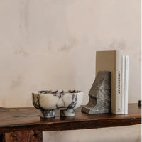 CoTHEORY | MUSE FOOTED OVAL TRAY - VIOLA CALACATTA