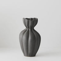 BASMA VASE - BLACK