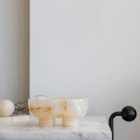 CoTHEORY | MUSE FOOTED OVAL TRAY - WHITE ONYX
