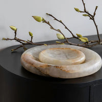 CoTHEORY | SOLSTICE SCULPTED TRAY - WHITE ONYX