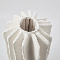 CORAL VASE IVORY