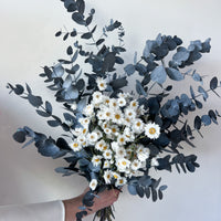 SPRING DRIED DAISY AND PRESERVED GUM FLOWER BOUQUET