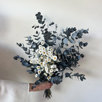 SPRING DRIED DAISY AND PRESERVED GUM FLOWER BOUQUET
