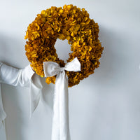 PRESERVED HYDRANGEA CHRISTMAS WREATH WITH BOW - LARGE-LEAF AUTUMN