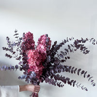 FLOSS PRESERVED HYDRANGEA AND PRESERVED GUM FLOWER BOUQUET