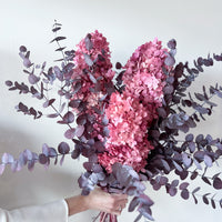 FLOSS PRESERVED HYDRANGEA AND PRESERVED GUM FLOWER BOUQUET