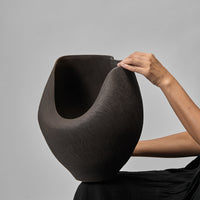 NEBULA DEEP VASE CHOCOLATE