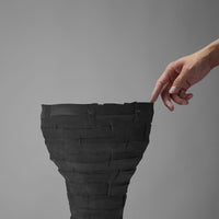PONDEROSA VASE EBONY