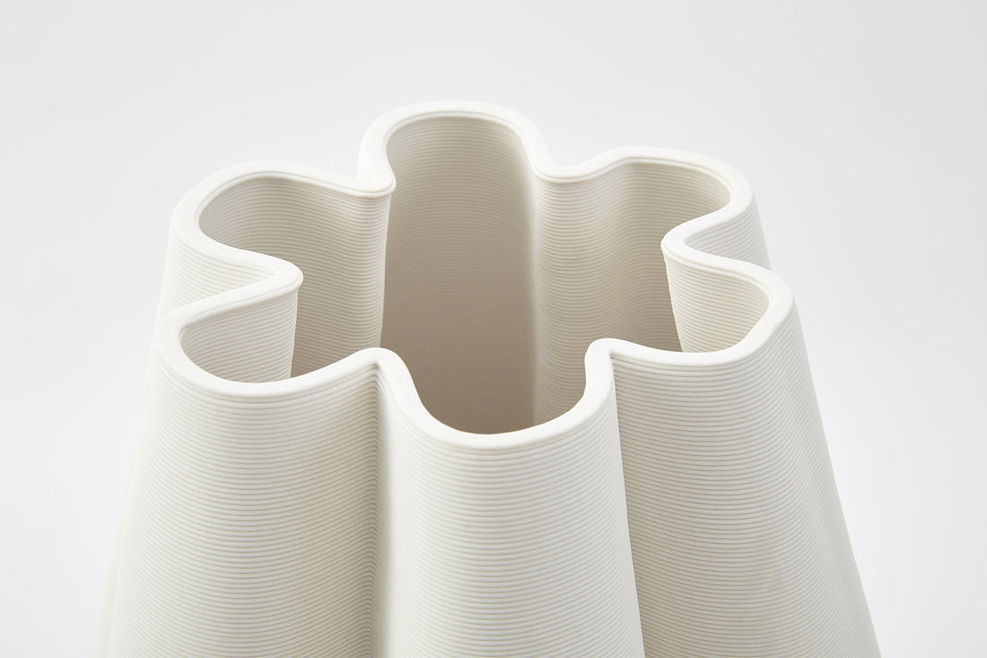 LA MER VASE  IVORY