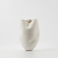 MORPH VASE IVORY- PRE ORDER LATE SEPTEMBER