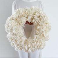 PRESERVED LARGE-LEAF HYDRANGEA WREATH - WHITE