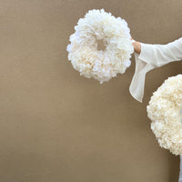 PRESERVED LARGE-LEAF HYDRANGEA CHRISTMAS WREATH - MINI WHITE