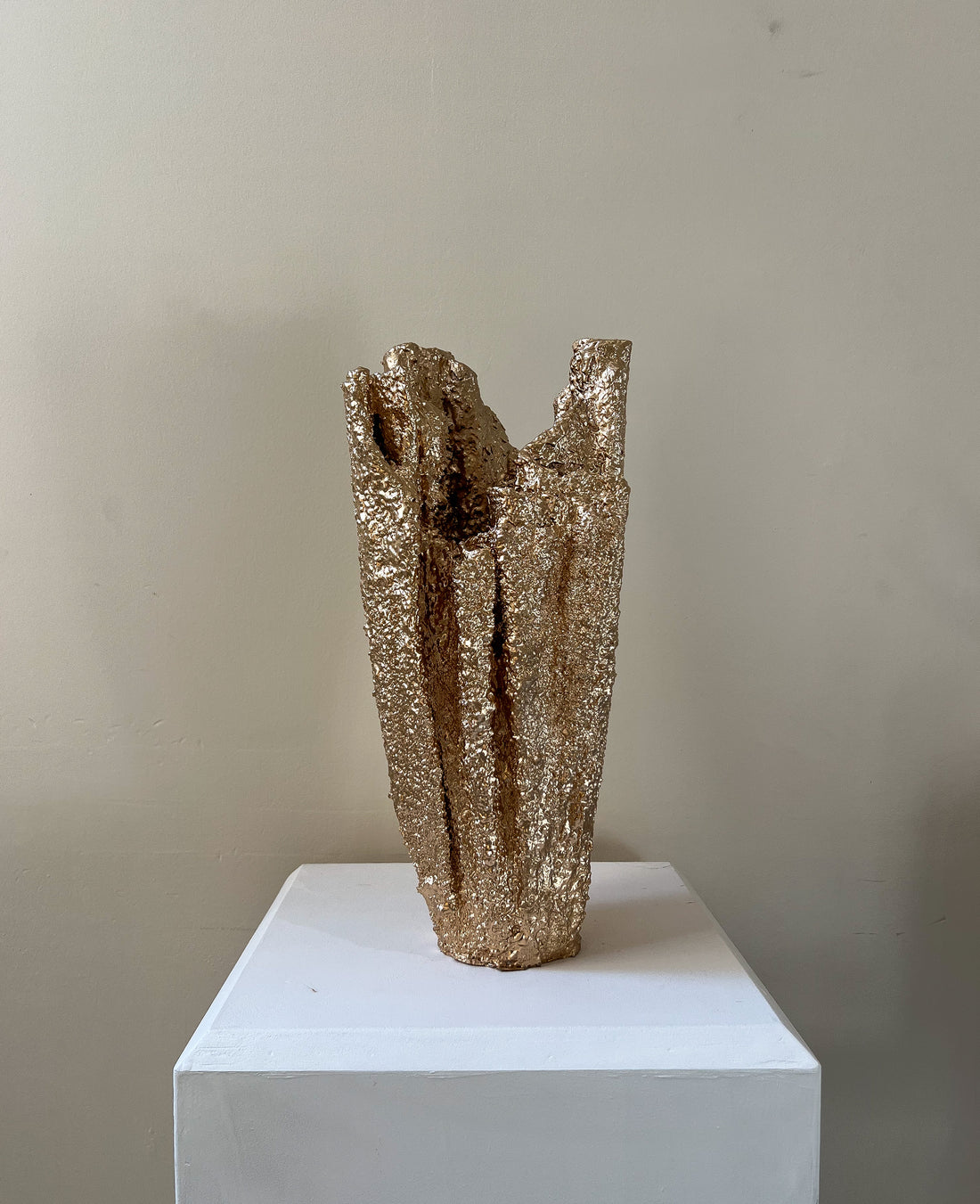 THE HORUS VASE | GOLD LARGE
