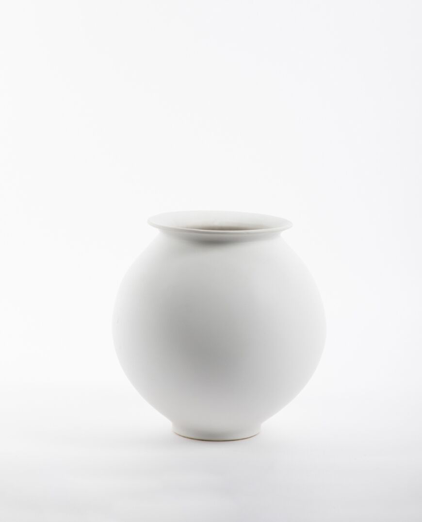 NAKANO VASE