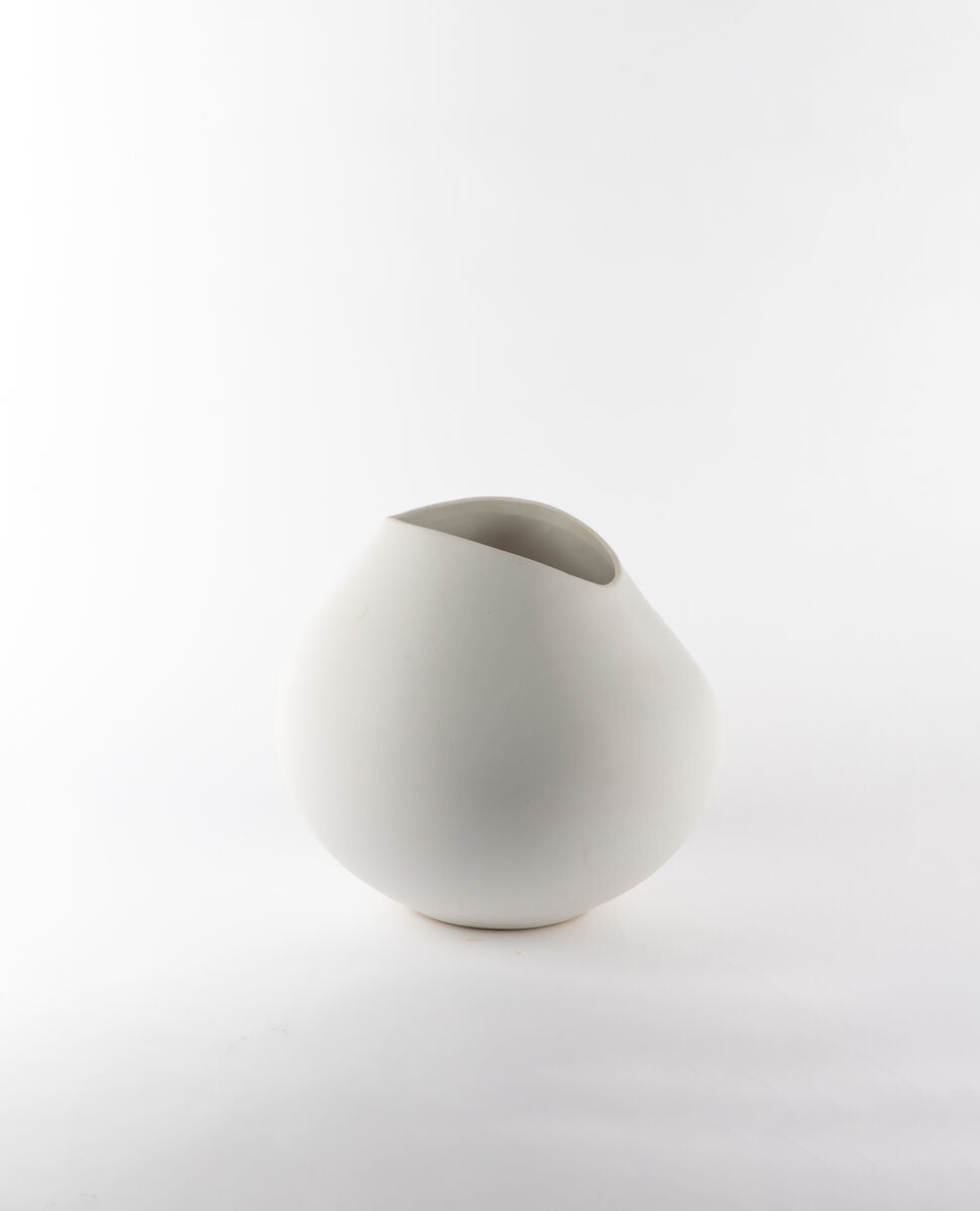 LOTUS VASE