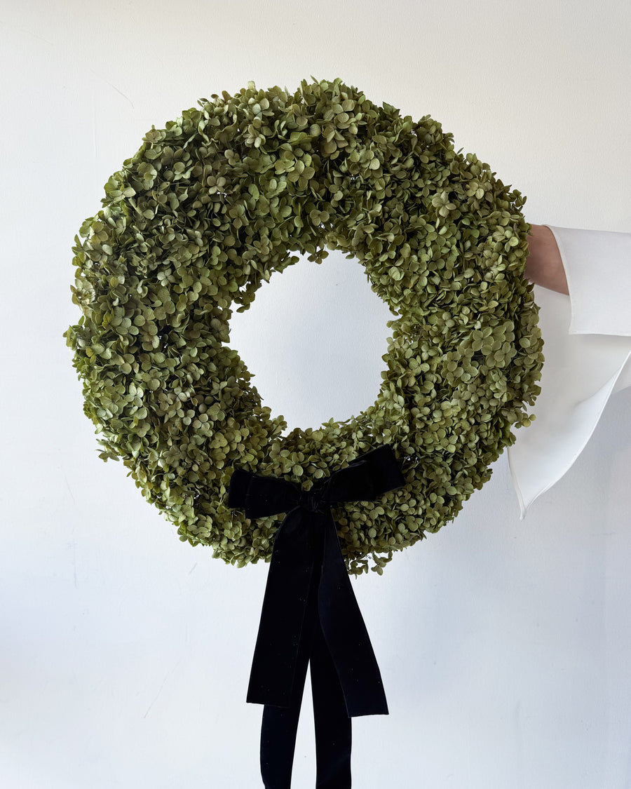 PRESERVED HYDRANGEA CHRISTMAS WREATH with DOUBLE BLACK VELVET BOW