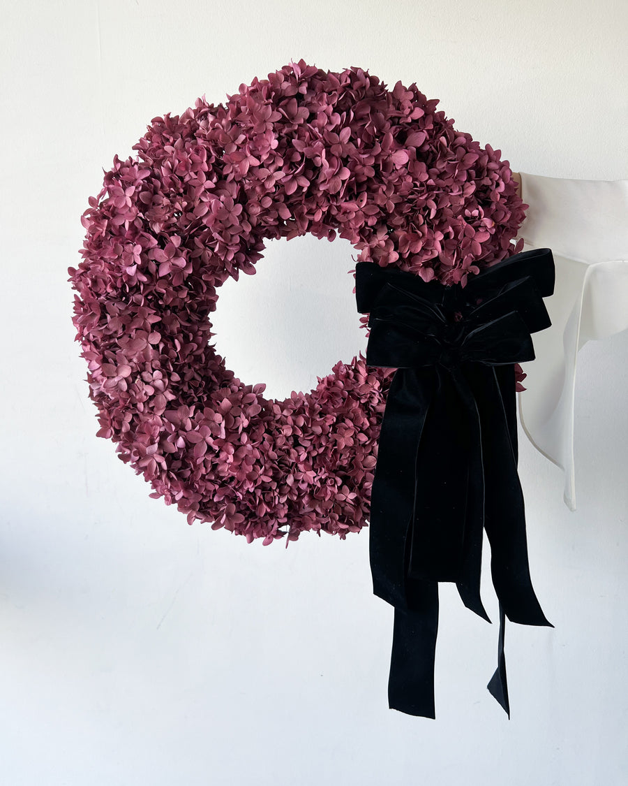 PRESERVED HYDRANGEA CHRISTMAS WREATH WITH BLACK VELVET TRIPLE BOW