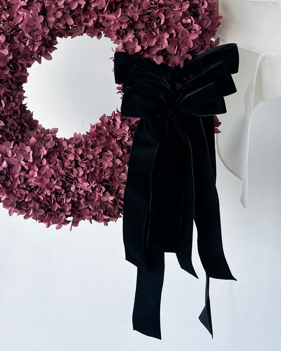 PRESERVED HYDRANGEA CHRISTMAS WREATH WITH BLACK VELVET TRIPLE BOW