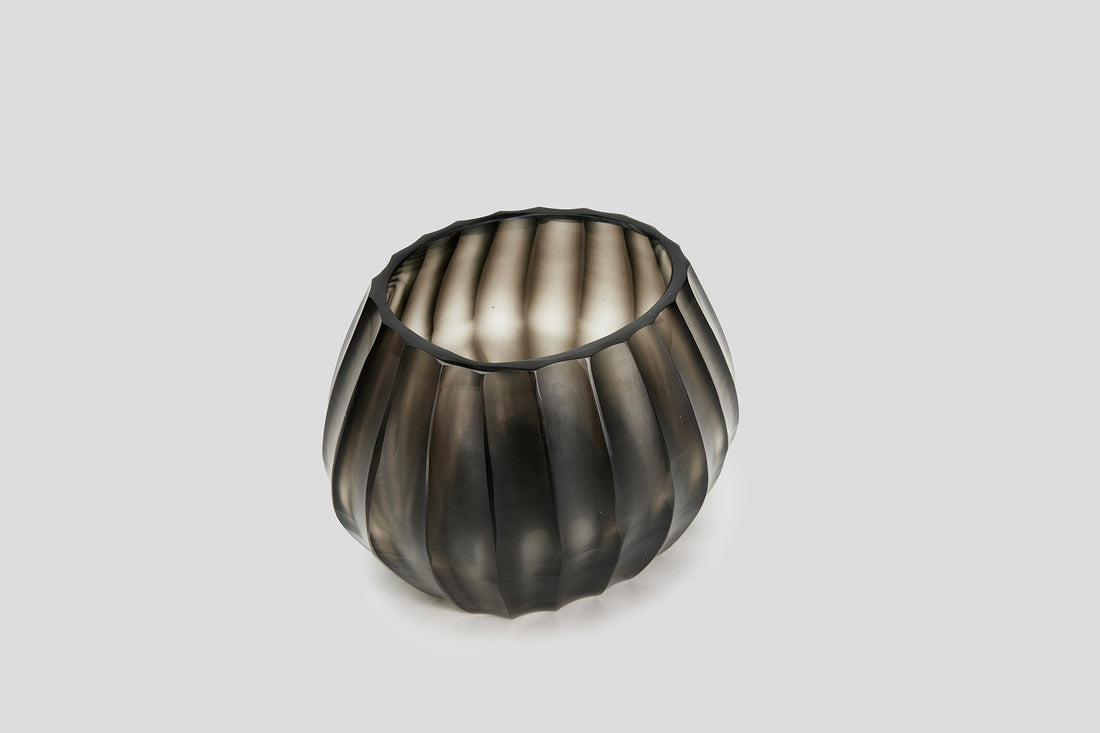 AURA VASE SMOKE