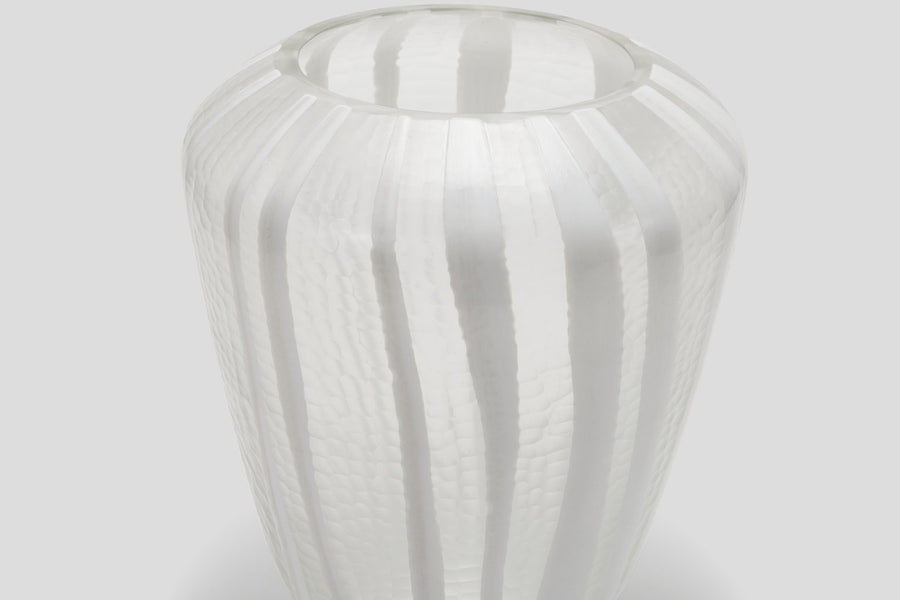 BENGAL STRIPE VASE CANDY CANE