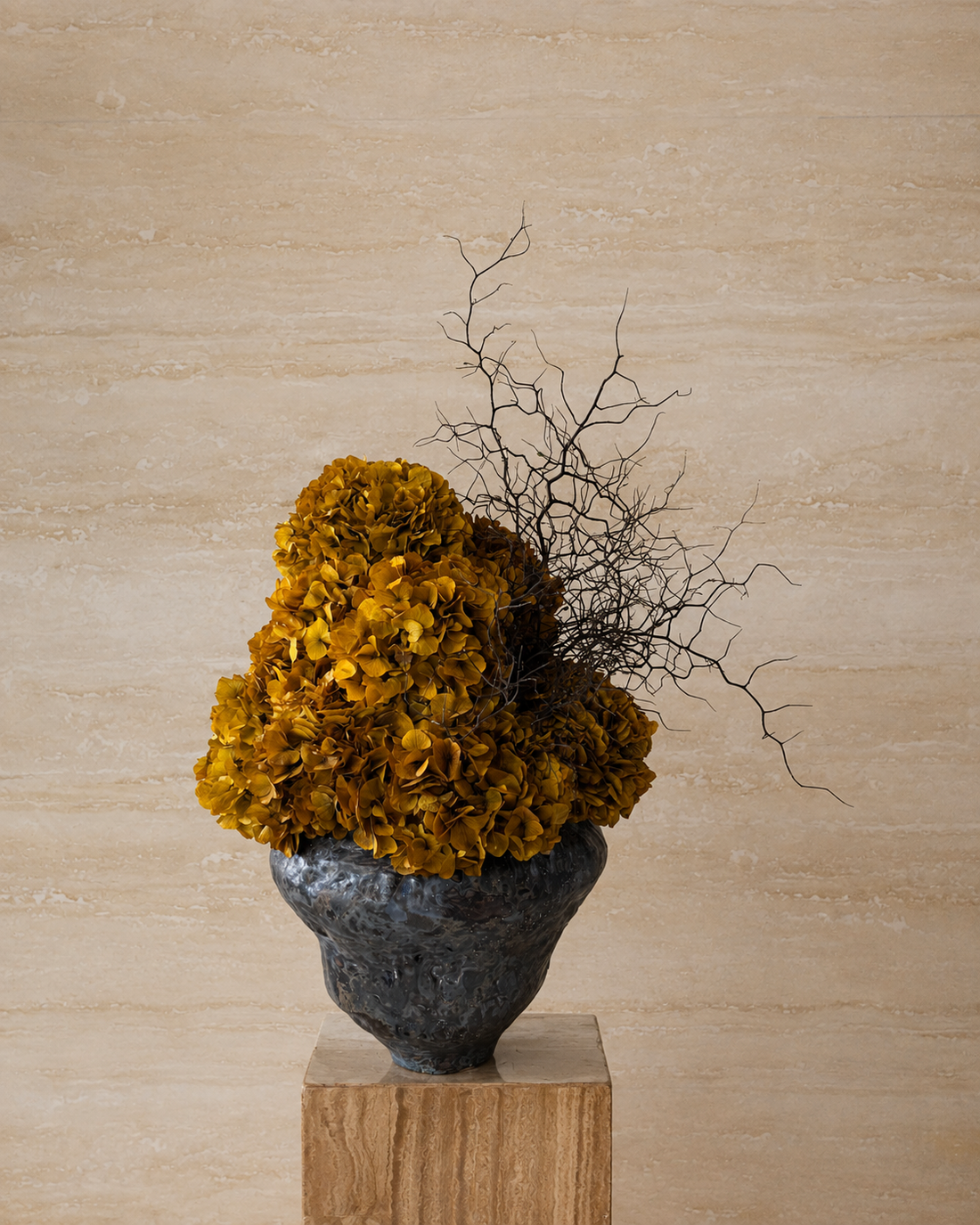 ELIZABETH PRESERVED FLOWER ARRANGEMENT IN ASILAH VASE | AUTUMN