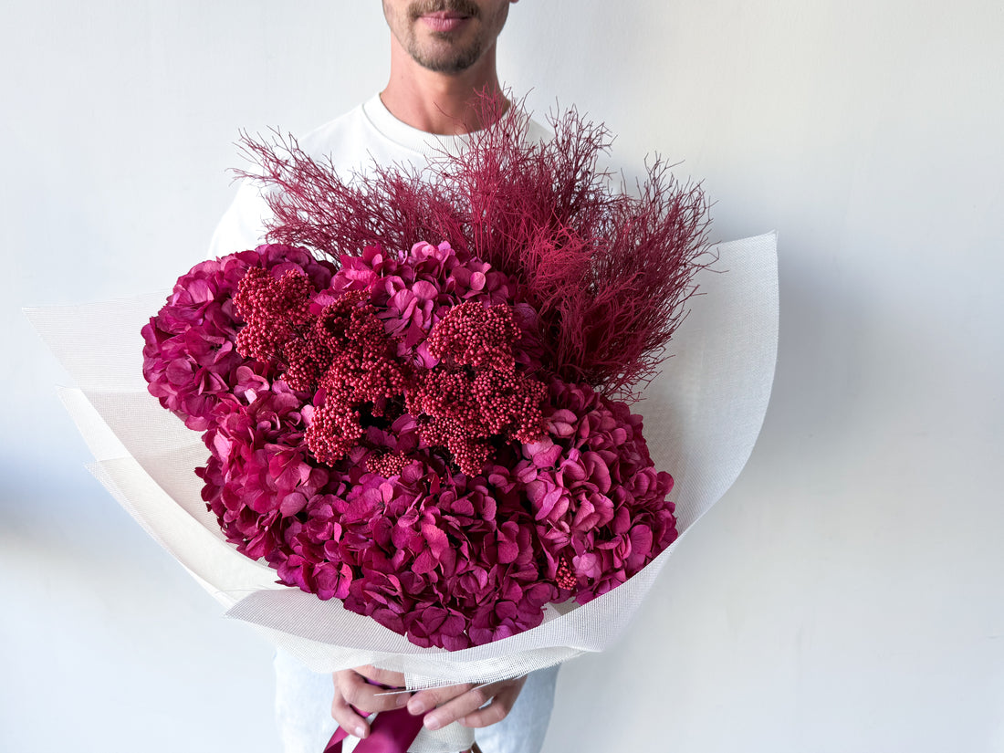 CLEMENTINE PRESERVED FLOWER BOUQUET