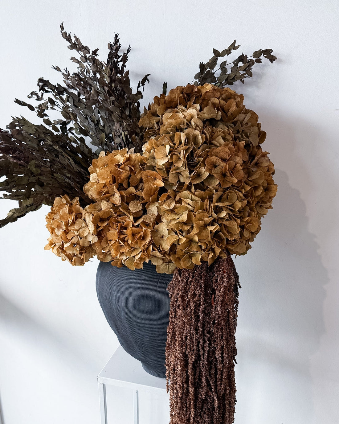 VALENTINA preserved natural hydrangea and amaranthus arrangement in black Sintra vessel