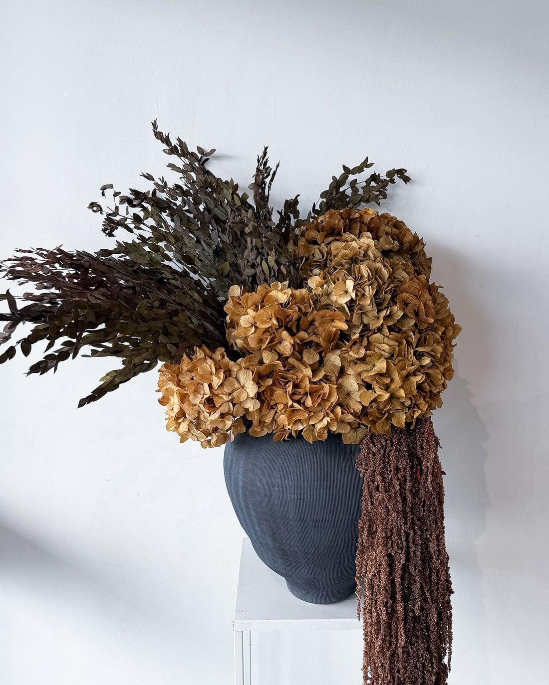 VALENTINA preserved natural hydrangea and amaranthus arrangement in black Sintra vessel