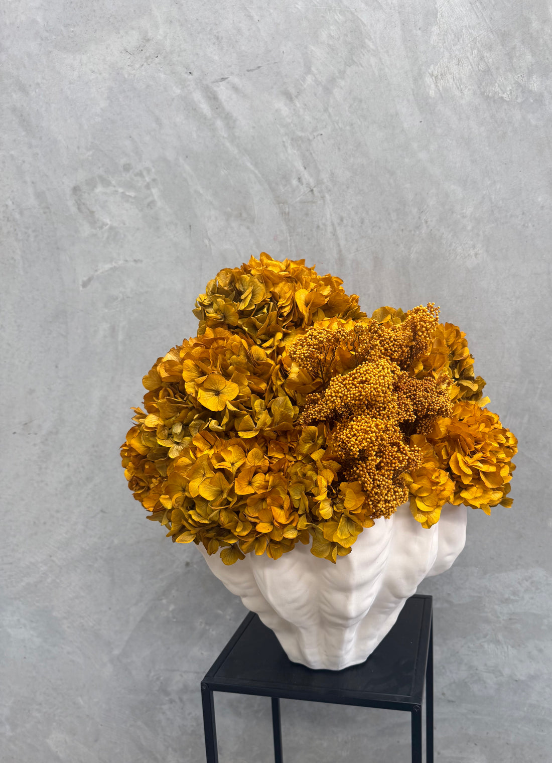 PRESERVED HYDRANGEA STEM I AUTUMN I LARGE-LEAF