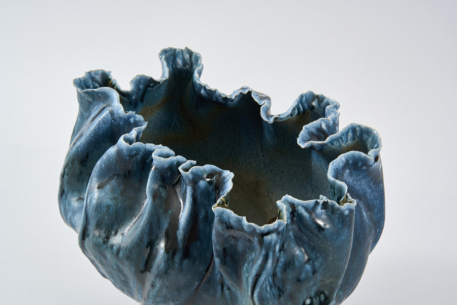 LUXORION VASE CYANEUS