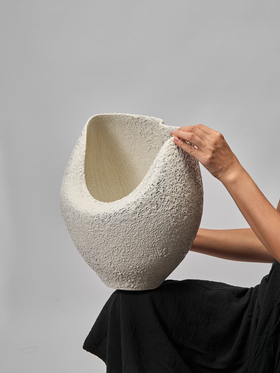 NEBULA DEEP VASE SALT CRUST