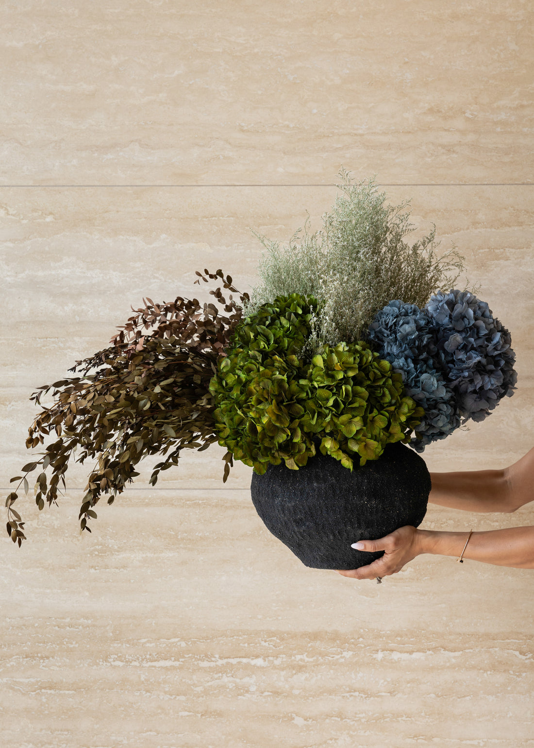 KELLY PRESERVED FLOWER ARRANGEMENT IN LEXI POT