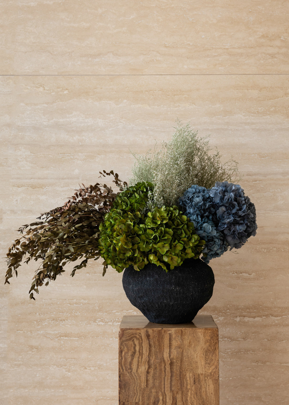 KELLY PRESERVED FLOWER ARRANGEMENT IN LEXI POT