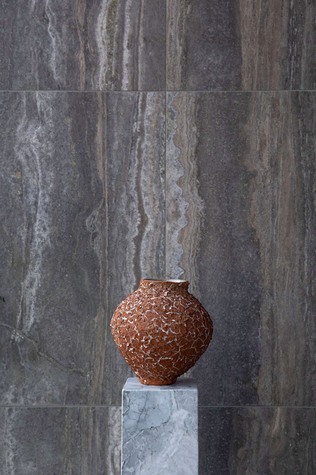 Matera handmade collectible vase by The Palmier