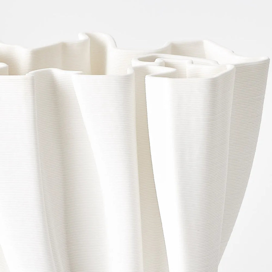 BROOKLYN VASE