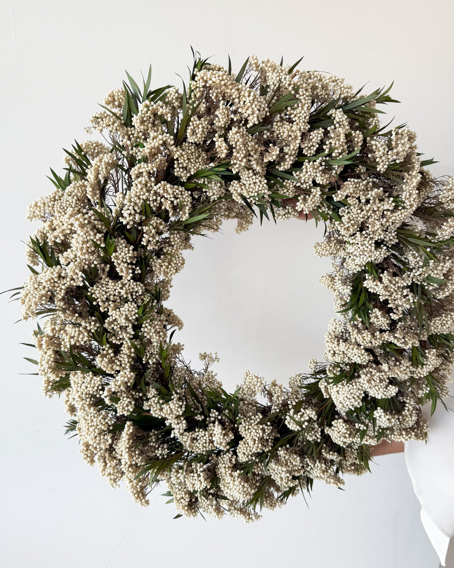 PRESERVED RICE FLOWER CHRISTMAS WREATH - IVORY