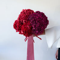 GRAND AMOUR PRESERVED HYDRANGEA BOUQUET