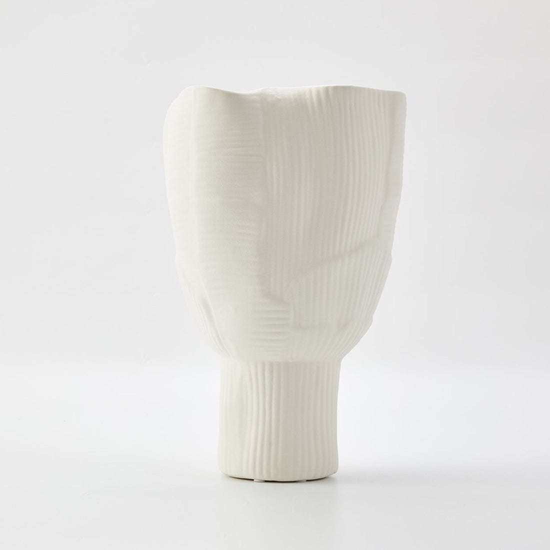 UMI VASE IVORY